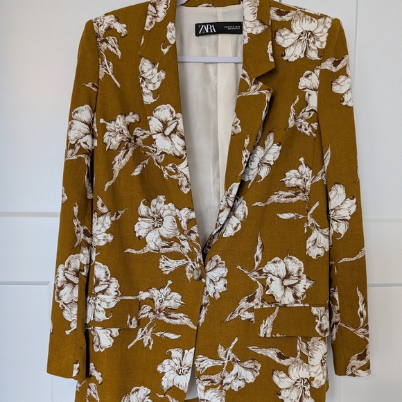 ZARA Dark Mustard Floral Print Blazer - Picture 1 of 10